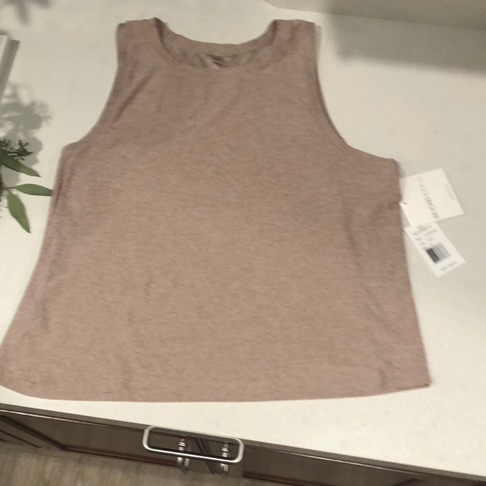 NWT Beyond Yoga Top